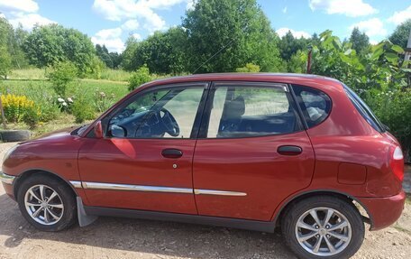Toyota Duet, 2000 год, 99 000 рублей, 2 фотография