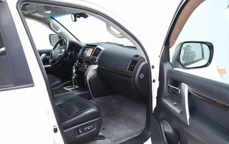 Toyota Land Cruiser 200, 2013 год, 3 690 000 рублей, 17 фотография