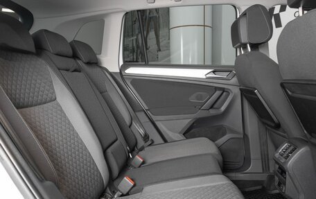 Volkswagen Tiguan II, 2017 год, 2 354 000 рублей, 8 фотография