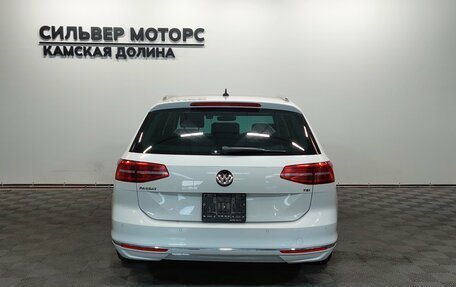 Volkswagen Passat B8 рестайлинг, 2017 год, 1 315 000 рублей, 6 фотография