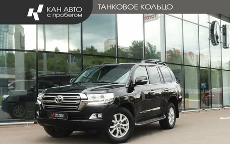Toyota Land Cruiser 200, 2017 год, 5 403 000 рублей, 1 фотография