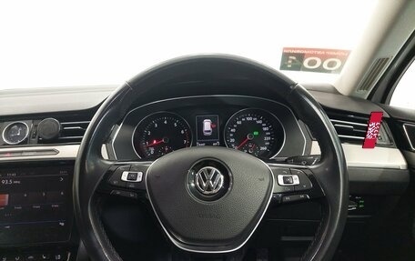 Volkswagen Passat B8 рестайлинг, 2017 год, 1 315 000 рублей, 19 фотография