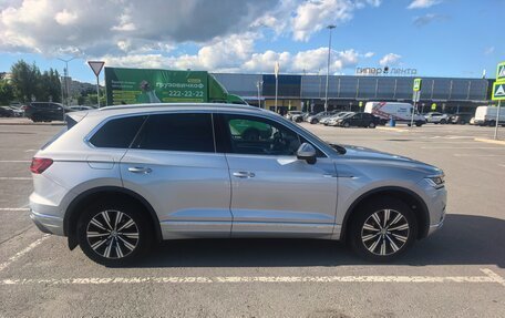 Volkswagen Touareg III, 2019 год, 4 150 000 рублей, 7 фотография