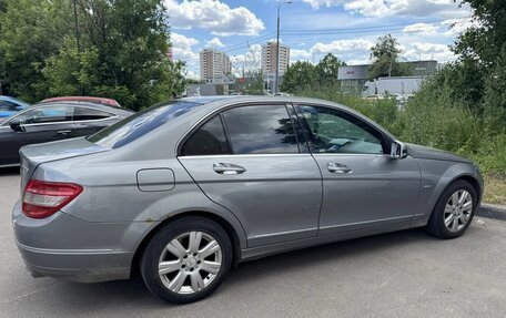Mercedes-Benz C-Класс, 2009 год, 800 000 рублей, 3 фотография