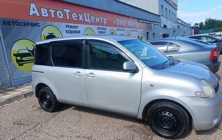 Toyota Sienta I, 2004 год, 452 000 рублей, 2 фотография