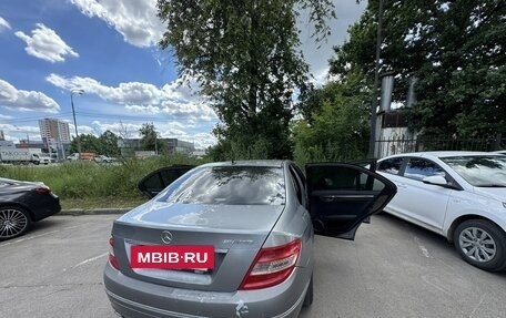Mercedes-Benz C-Класс, 2009 год, 800 000 рублей, 6 фотография