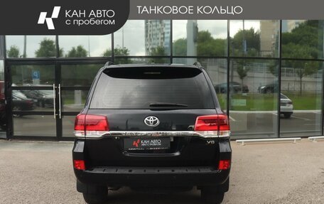 Toyota Land Cruiser 200, 2017 год, 5 403 000 рублей, 4 фотография