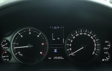 Toyota Land Cruiser 200, 2017 год, 5 403 000 рублей, 13 фотография