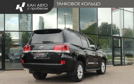 Toyota Land Cruiser 200, 2017 год, 5 403 000 рублей, 3 фотография