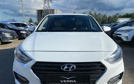Hyundai Solaris II рестайлинг, 2018 год, 1 290 000 рублей, 2 фотография