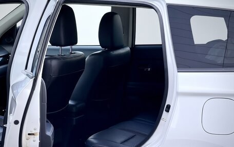 Mitsubishi Outlander III рестайлинг 3, 2017 год, 2 959 999 рублей, 8 фотография