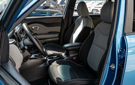 KIA Soul II рестайлинг, 2015 год, 1 380 000 рублей, 10 фотография