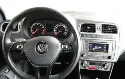 Volkswagen Polo VI (EU Market), 2016 год, 830 000 рублей, 1 фотография