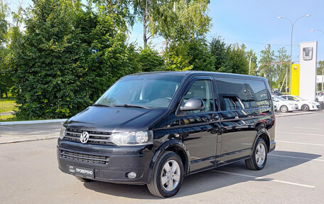 Volkswagen Multivan T5, 2013 год, 2 270 000 рублей, 1 фотография