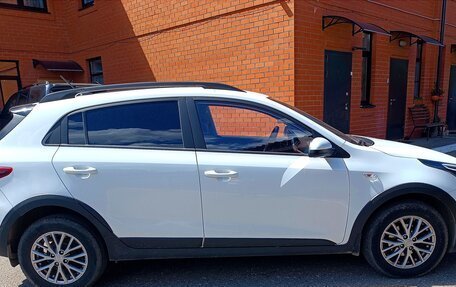 KIA Rio IV, 2021 год, 2 000 000 рублей, 10 фотография
