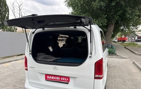 Mercedes-Benz V-Класс, 2019 год, 6 690 000 рублей, 6 фотография
