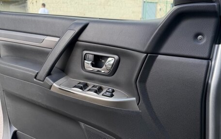 Mitsubishi Pajero IV, 2018 год, 2 649 000 рублей, 23 фотография