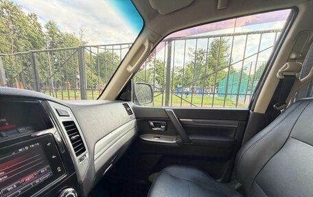 Mitsubishi Pajero IV, 2018 год, 2 649 000 рублей, 27 фотография