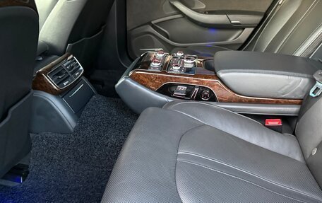 Audi A8, 2015 год, 3 000 000 рублей, 17 фотография