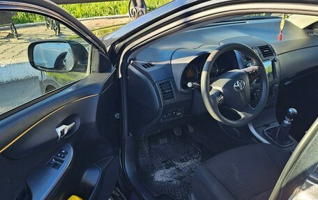 Toyota Corolla, 2010 год, 900 000 рублей, 6 фотография