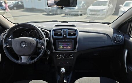 Renault Sandero II рестайлинг, 2016 год, 1 030 000 рублей, 10 фотография