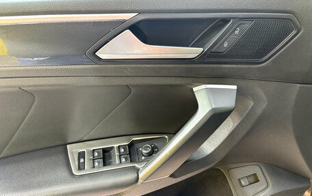 Volkswagen Tiguan II, 2019 год, 2 649 000 рублей, 13 фотография