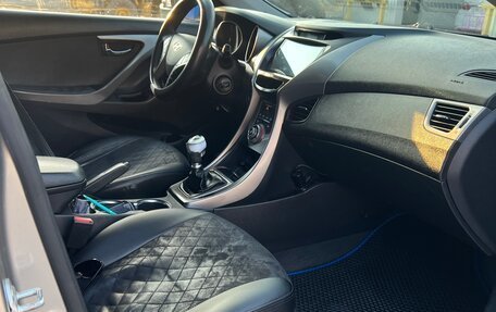 Hyundai Elantra V, 2013 год, 830 000 рублей, 8 фотография