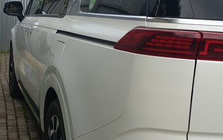 KIA Carnival, 2021 год, 4 200 000 рублей, 13 фотография