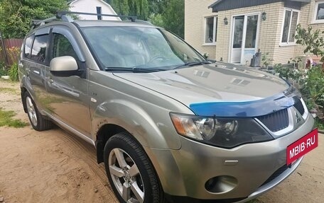 Mitsubishi Outlander III рестайлинг 3, 2008 год, 785 000 рублей, 7 фотография