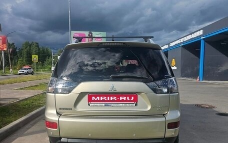 Mitsubishi Outlander III рестайлинг 3, 2008 год, 785 000 рублей, 14 фотография
