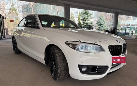 BMW 2 серия F22, 2018 год, 2 500 000 рублей, 4 фотография