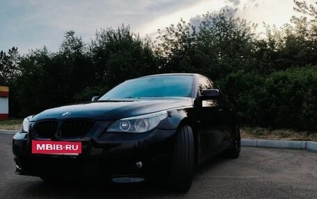 BMW 5 серия, 2004 год, 1 150 000 рублей, 4 фотография