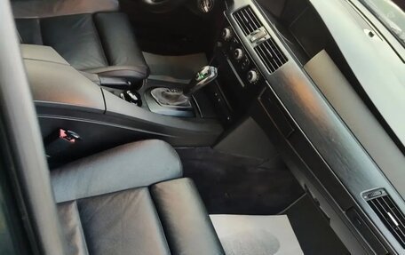 BMW 5 серия, 2004 год, 1 150 000 рублей, 10 фотография