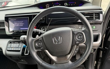 Honda Stepwgn IV, 2021 год, 1 850 000 рублей, 6 фотография