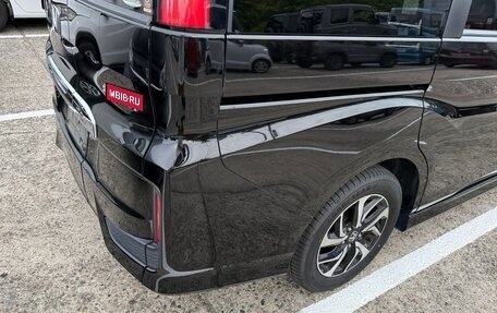 Honda Stepwgn IV, 2021 год, 1 850 000 рублей, 17 фотография
