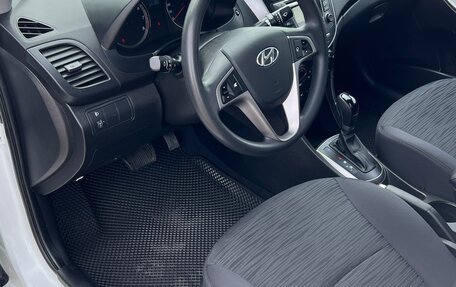Hyundai Solaris II рестайлинг, 2016 год, 1 100 000 рублей, 12 фотография