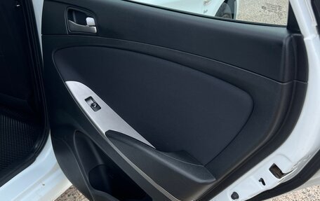 Hyundai Solaris II рестайлинг, 2016 год, 1 100 000 рублей, 20 фотография