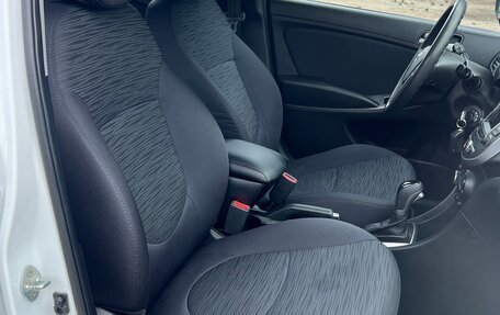 Hyundai Solaris II рестайлинг, 2016 год, 1 100 000 рублей, 18 фотография
