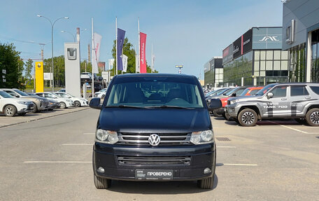 Volkswagen Multivan T5, 2013 год, 2 270 000 рублей, 2 фотография