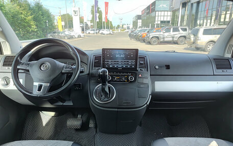 Volkswagen Multivan T5, 2013 год, 2 270 000 рублей, 17 фотография