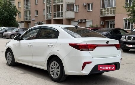KIA Rio IV, 2020 год, 950 000 рублей, 4 фотография