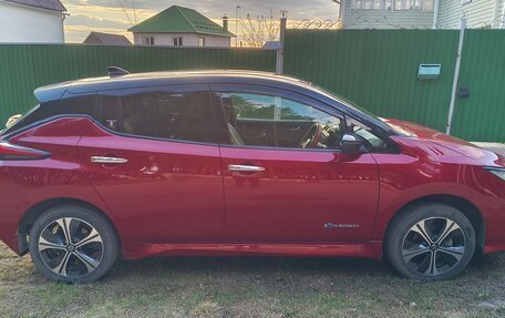 Nissan Leaf II, 2020 год, 2 300 000 рублей, 3 фотография