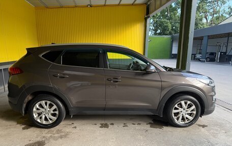 Hyundai Tucson III, 2019 год, 2 100 000 рублей, 3 фотография