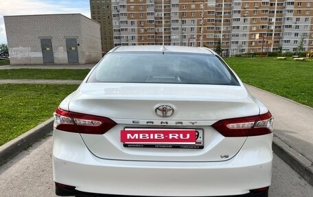 Toyota Camry, 2019 год, 2 980 000 рублей, 4 фотография