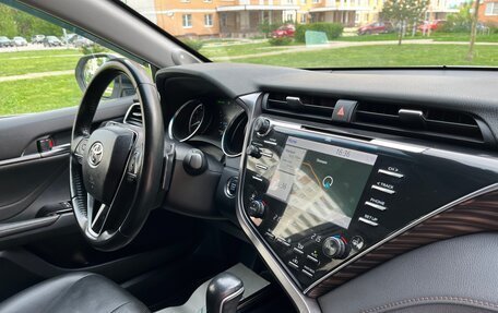 Toyota Camry, 2019 год, 2 980 000 рублей, 18 фотография