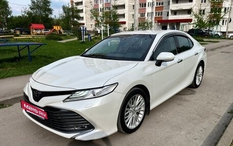 Toyota Camry, 2019 год, 2 980 000 рублей, 38 фотография