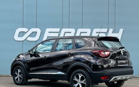 Renault Kaptur I рестайлинг, 2019 год, 1 789 000 рублей, 2 фотография