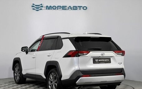Toyota RAV4, 2024 год, 3 590 000 рублей, 7 фотография