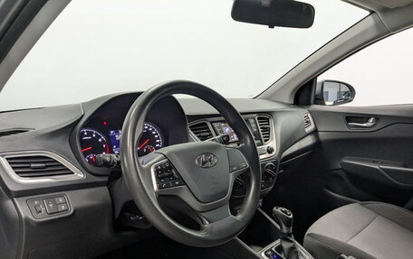 Hyundai Solaris II рестайлинг, 2020 год, 1 575 000 рублей, 16 фотография