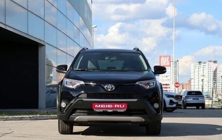 Toyota RAV4, 2018 год, 2 520 000 рублей, 2 фотография